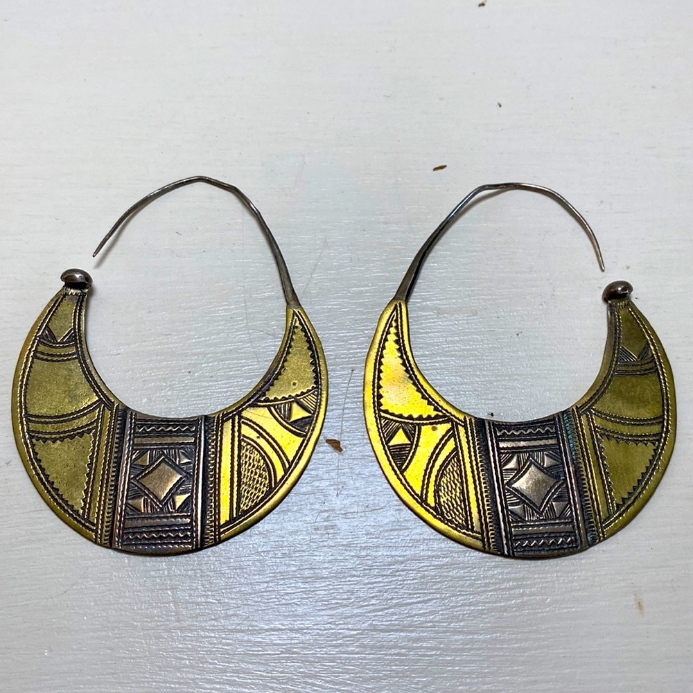 Mixed Metal Tribal Pattern Earrings